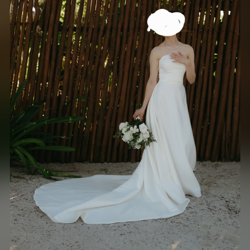 Costom Made Wedding Dress